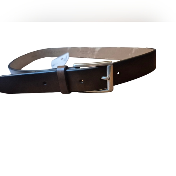 Dockers Men's Classic Brown Leather Belt - Picture 1 of 7